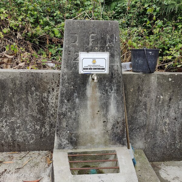 Fontanário da Rua Fábrica do Barro 3