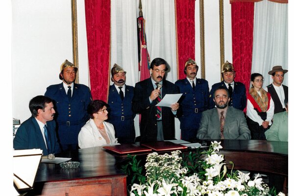 4_assinatura_protocolo_de_geminacao_com_tulle_95