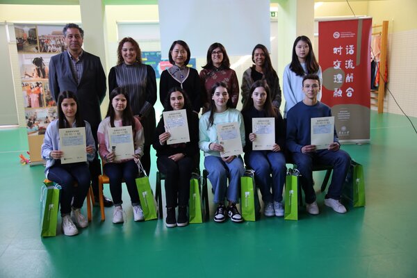 entrega_de_diplomas_mandarim