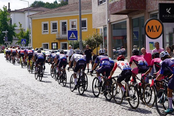 meta_volante_grande_premio_ciclismo
