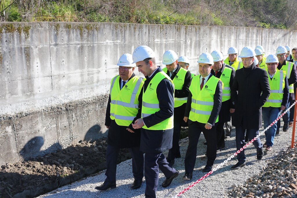 Primeiro-Ministro visitou obras no túnel ferroviário de Caíde de Rei