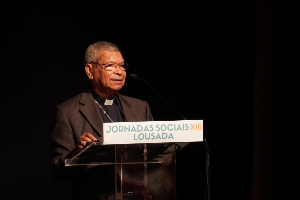 D. Ximenes Belo participou nas Jornadas Sociais