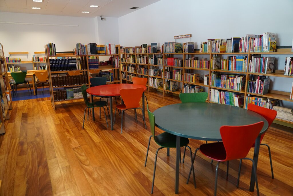 Biblioteca Municipal reabre terça-feira