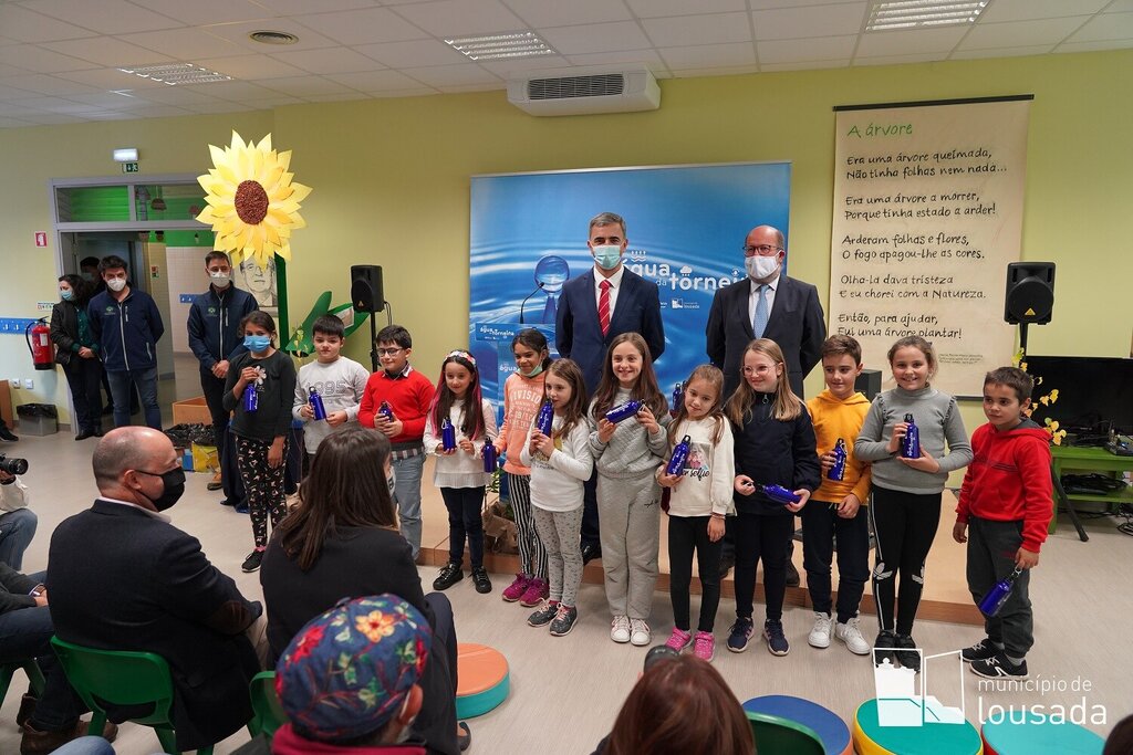 Ministro do Ambiente na apresentação da “Água da Torneira”