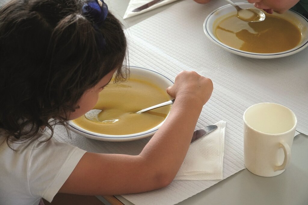 Refeitórios com alimentação sustentável