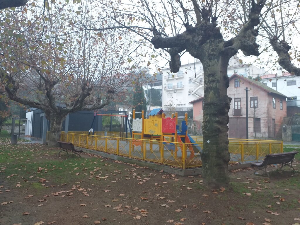 Requalificação do espaço público do Largo da Senhora Aparecida