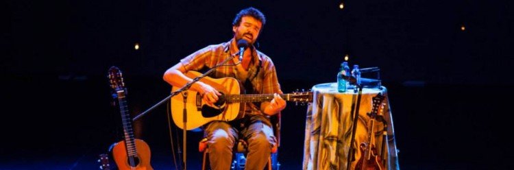 Miguel Araújo nas “Noites Acústicas”