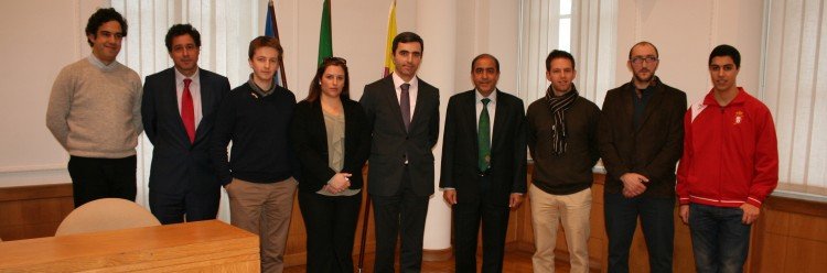 Embaixador da Índia visita Complexo Desportivo