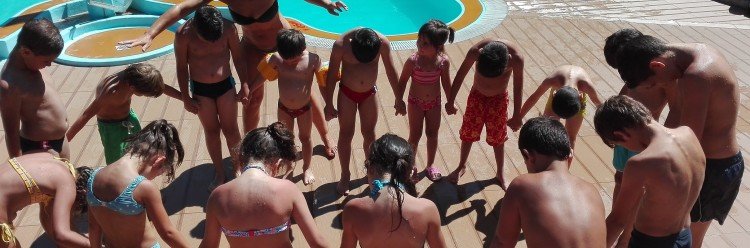 Crianças e jovens em Colónias de Férias